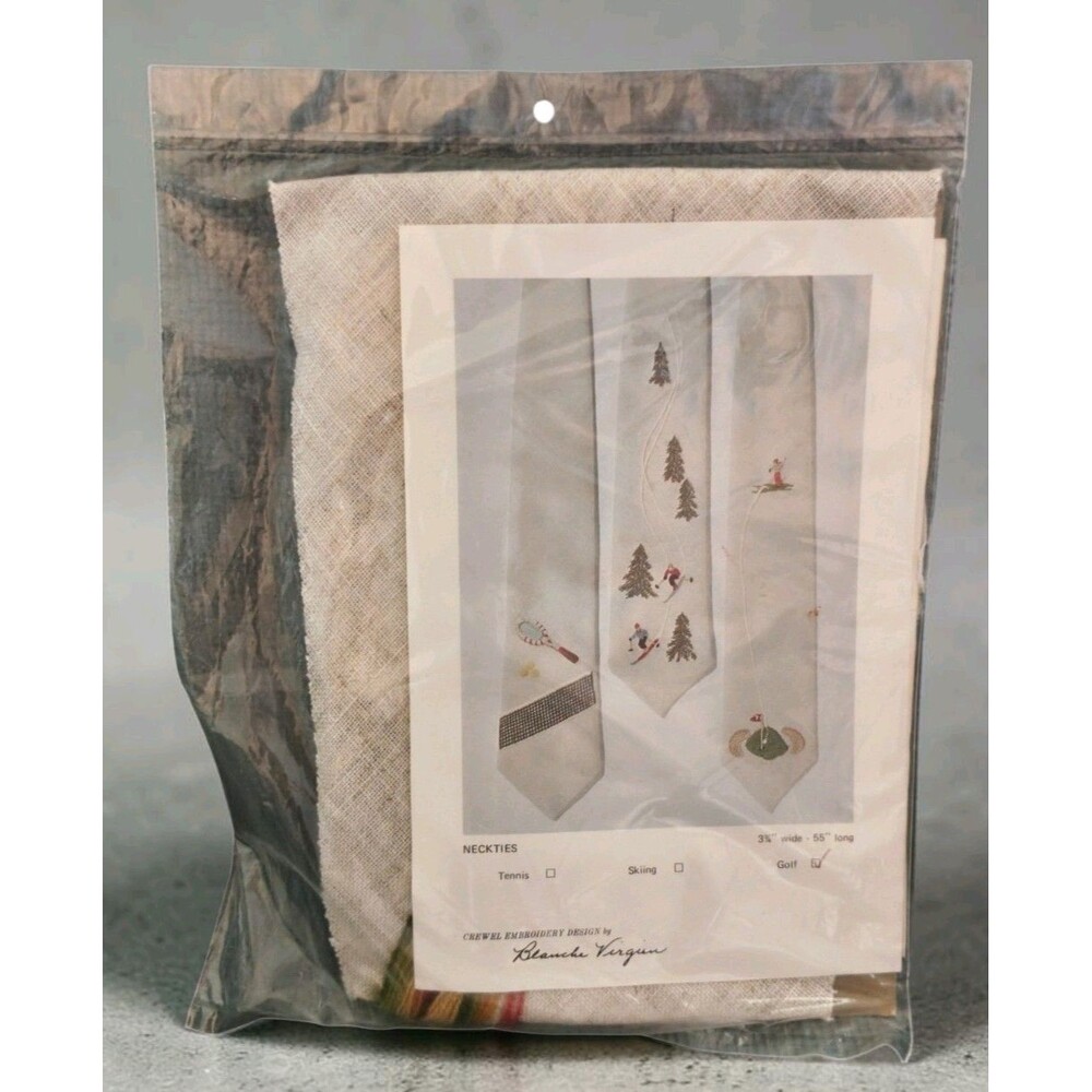 Golfer Crewel Embroidery Golf Necktie Kit Natural Linen Vintage Blanche Virgien